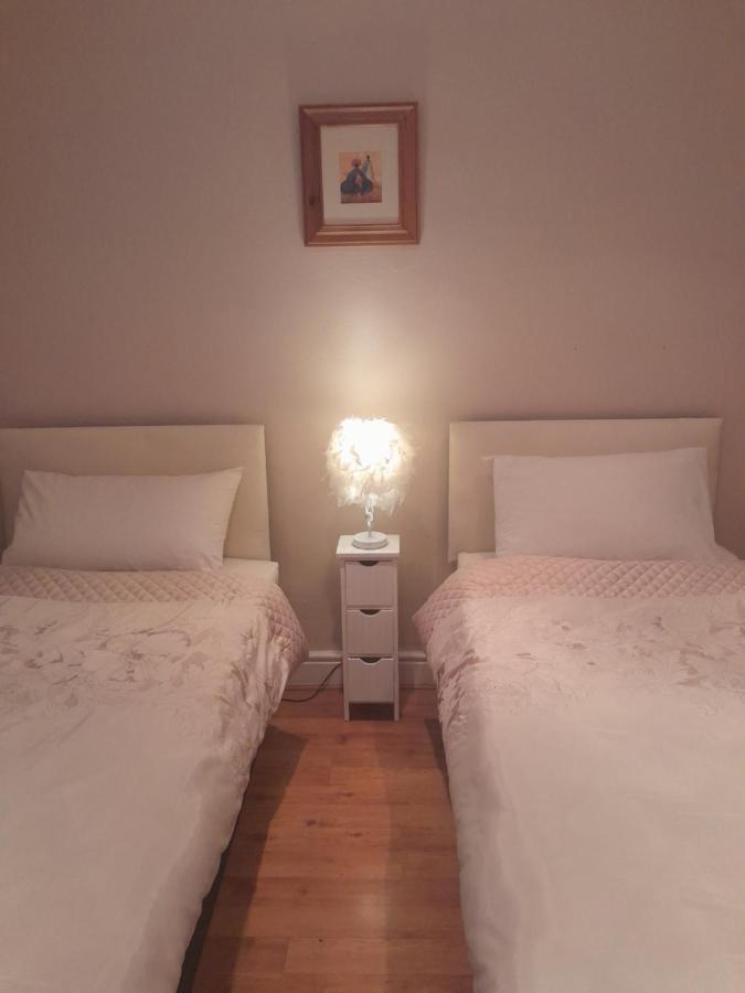 Mels Accomodation Letterkenny Εξωτερικό φωτογραφία